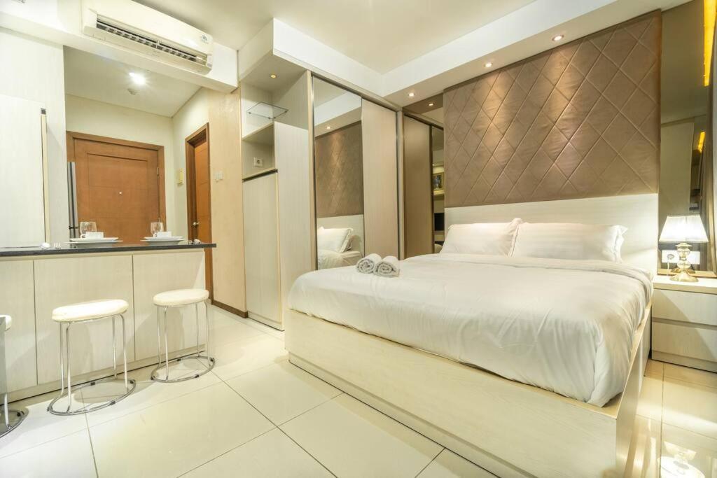 Modern & Comfy Studio In Central Jakarta, Scbd Eksteriør billede