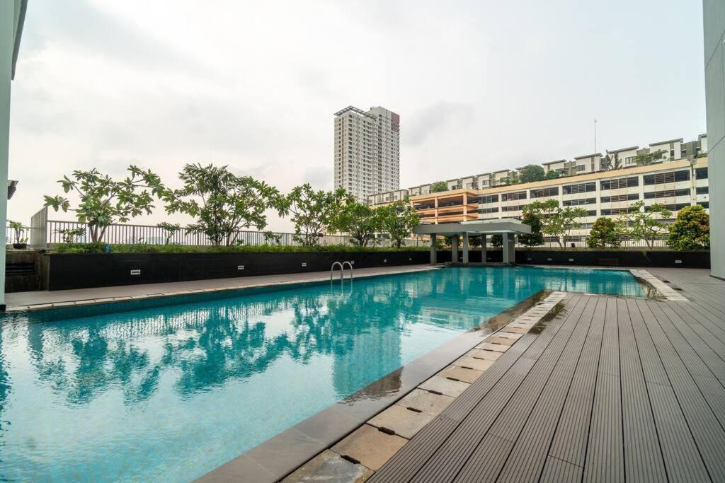 Modern & Comfy Studio In Central Jakarta, Scbd Eksteriør billede