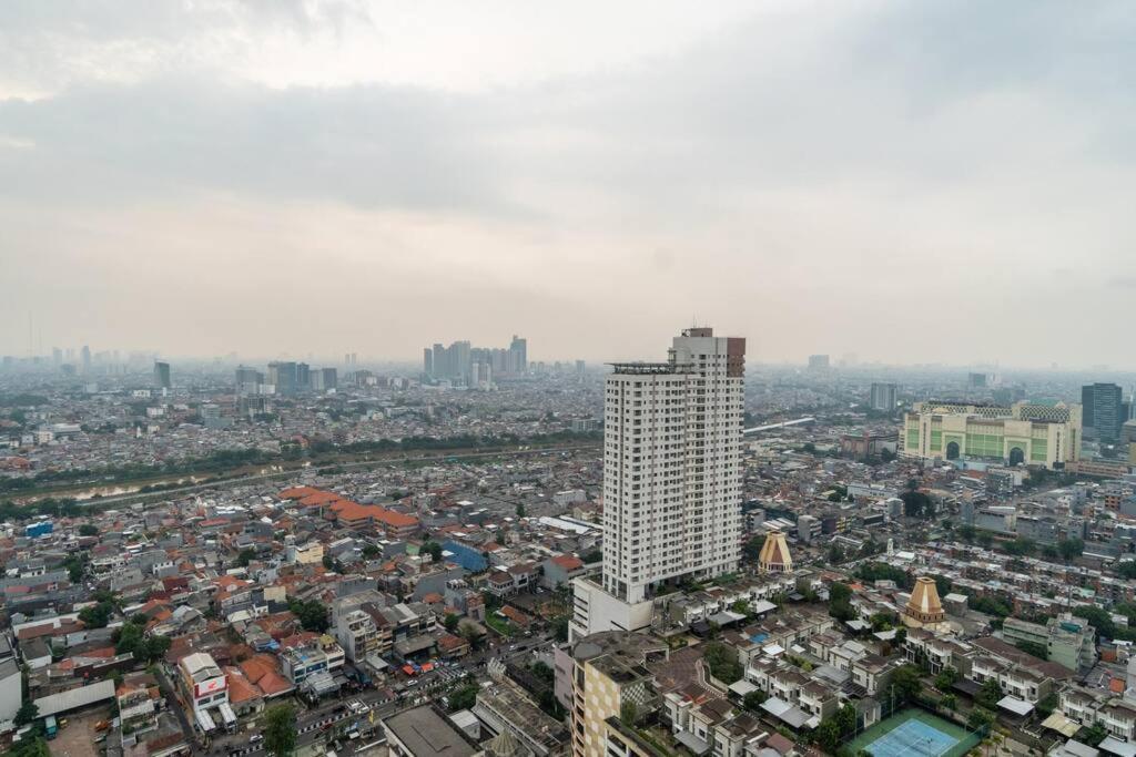 Modern & Comfy Studio In Central Jakarta, Scbd Eksteriør billede